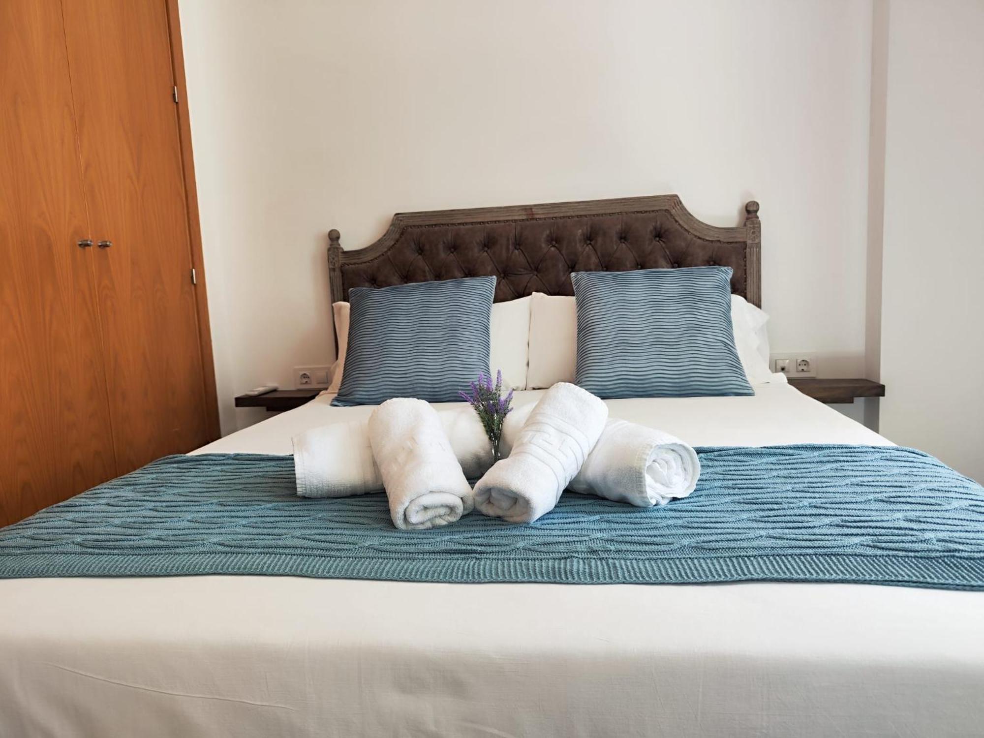 Suite Del Mercado Little Apartments Cadice Esterno foto